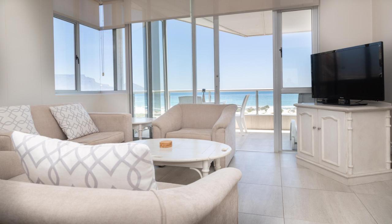 Luxury Private Beachfront 2 Bedroom Dolphin Apartment, Blouberg, Kaapstad Buitenkant foto