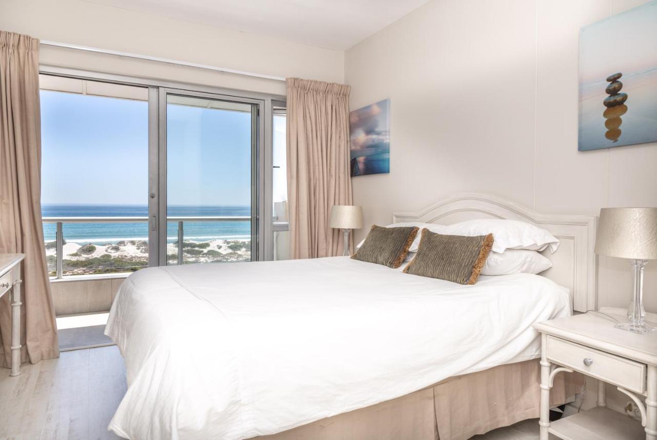 Luxury Private Beachfront 2 Bedroom Dolphin Apartment, Blouberg, Kaapstad Buitenkant foto